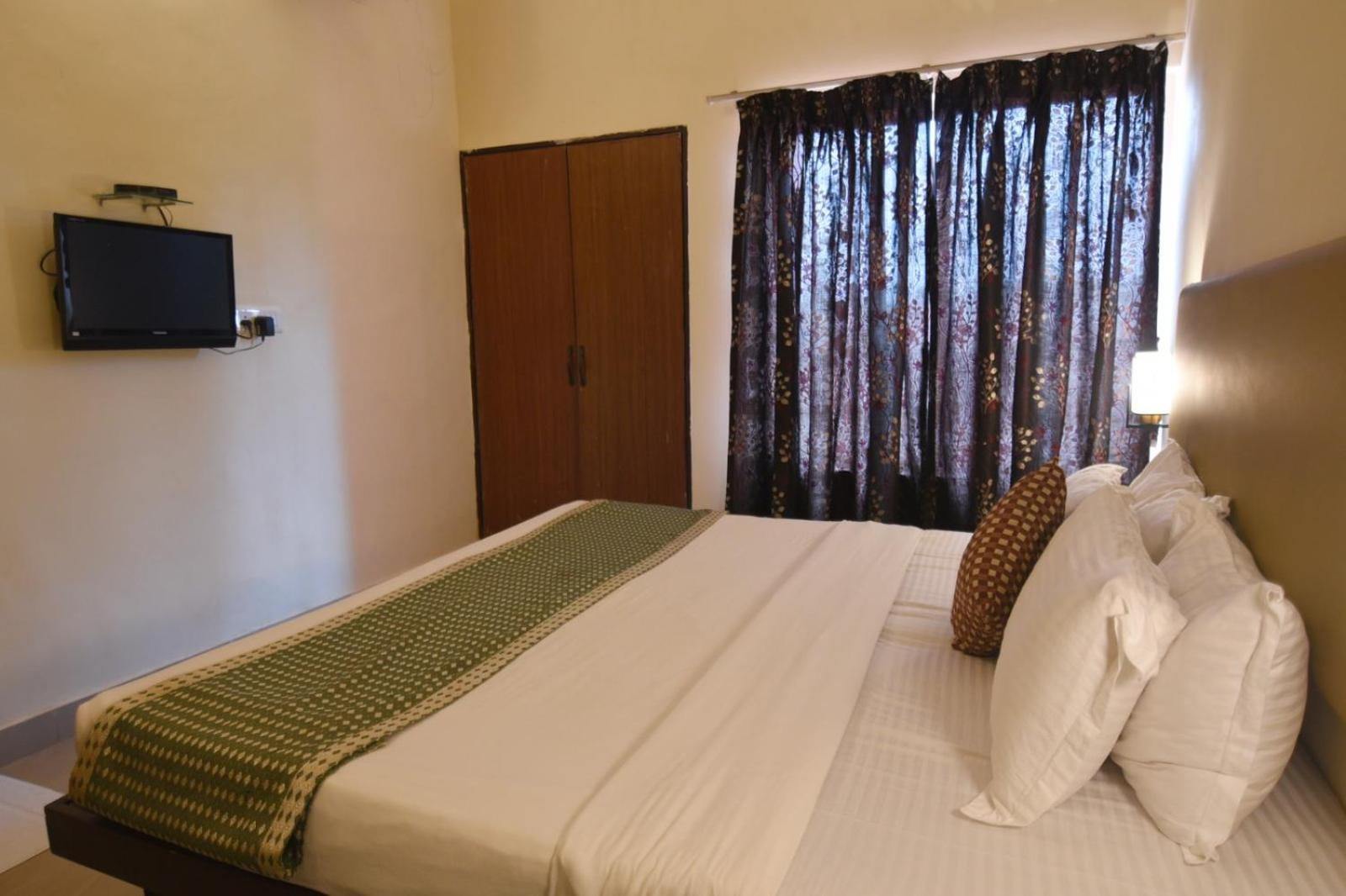 The Byke Old Anchor Beach Resort & Spa Cavelossim Esterno foto