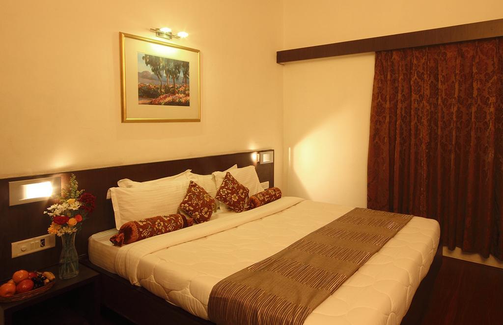 The Byke Old Anchor Beach Resort & Spa Cavelossim Esterno foto